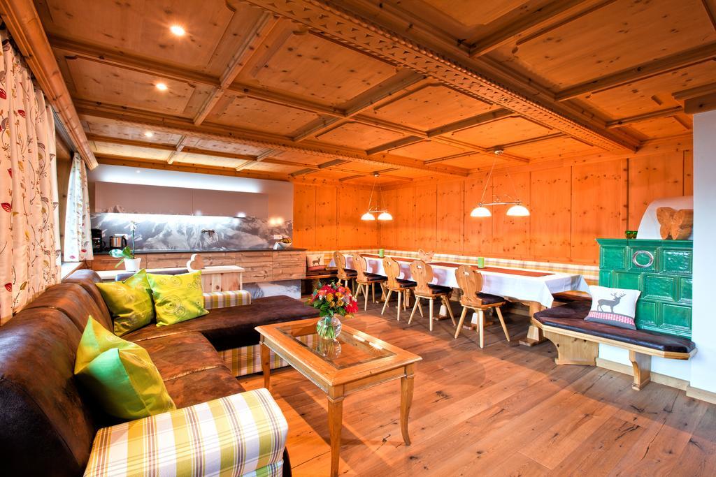 Chalet Tschallener Ried im Oberinntal Ruang foto